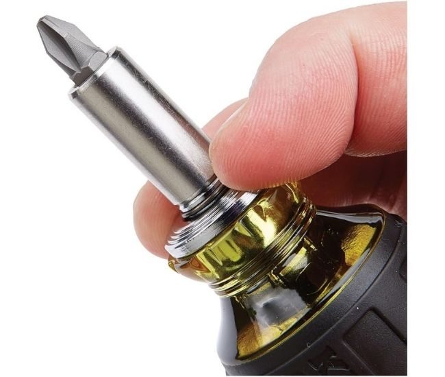 8 In 1 Stubby Screwdriver Multi Bit Magnetic Close Up