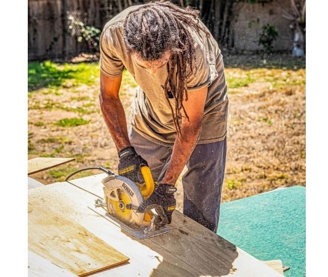 Heavy Duty Utility Work Gloves Synthetic Leather In Use