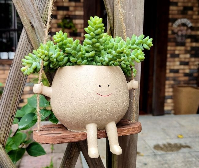 Swing Face Planter Pot
