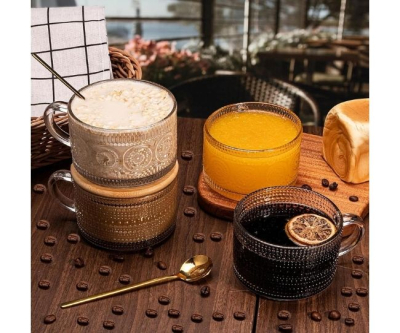 Vintage Glass Mug Set