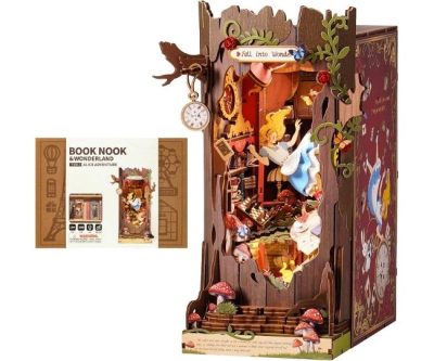 Wonderland Book Nook Puzzle